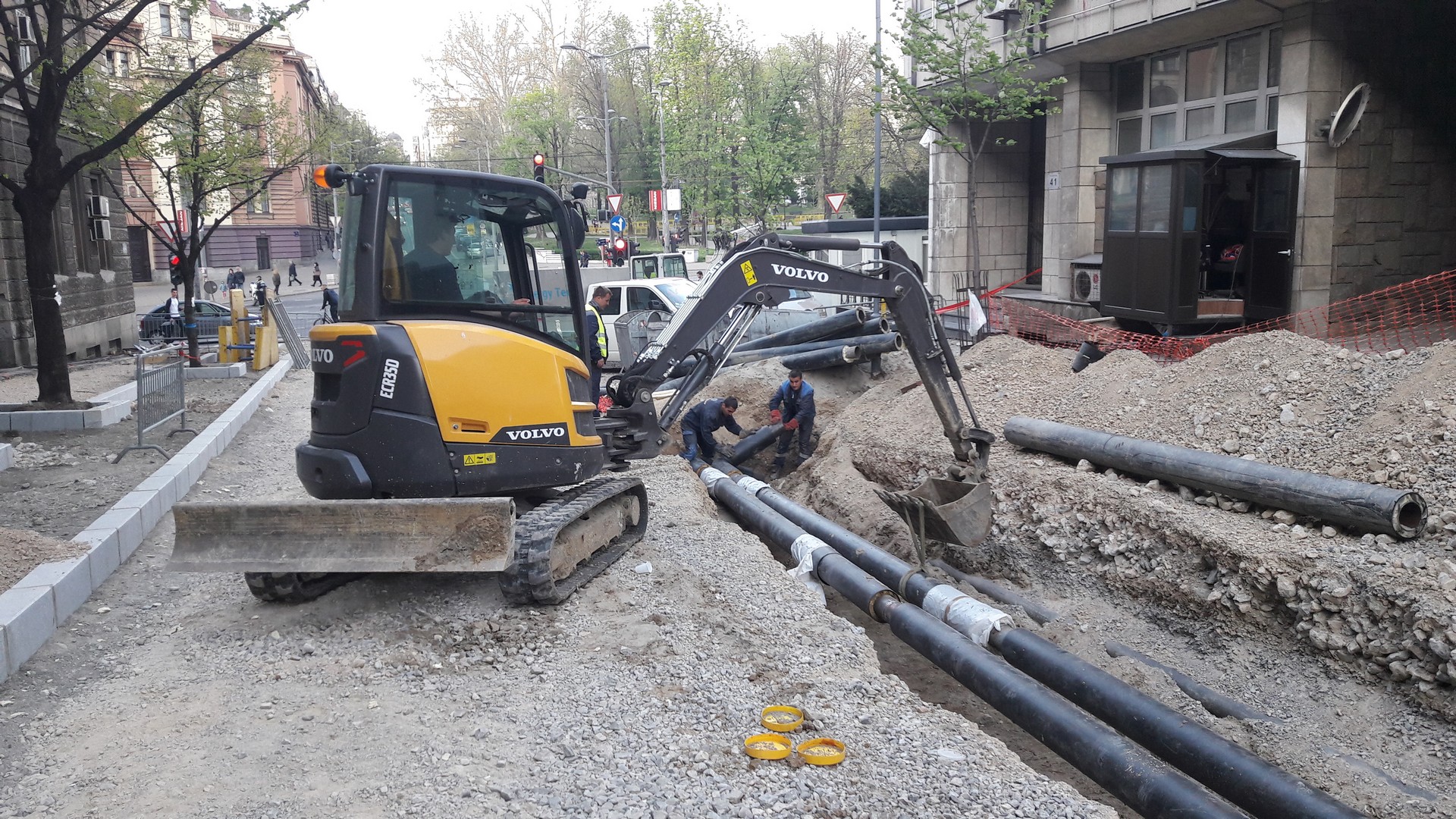 Izgradnja i rehabilitacija toplovoda